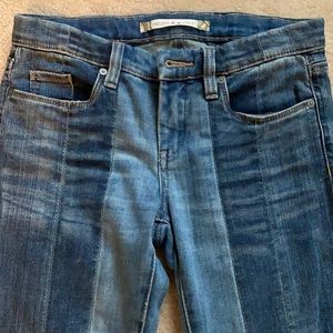 NWOT Chelsea and Violet two tone step hem jeans